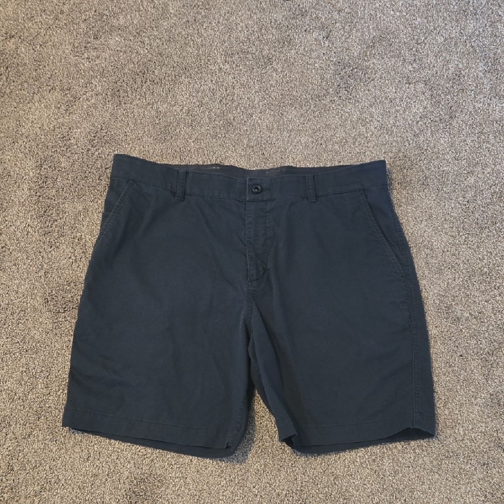 Nike Men's Dark Navy Flat-Front Shorts